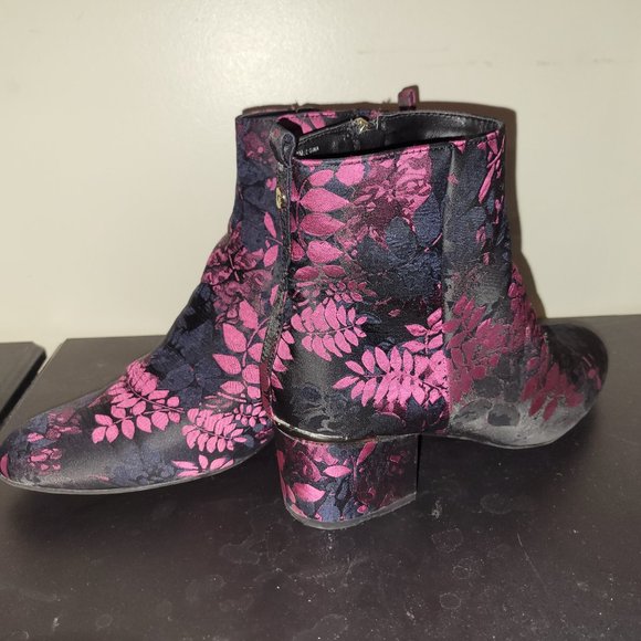 Cute pattern boots - Picture 2 of 4